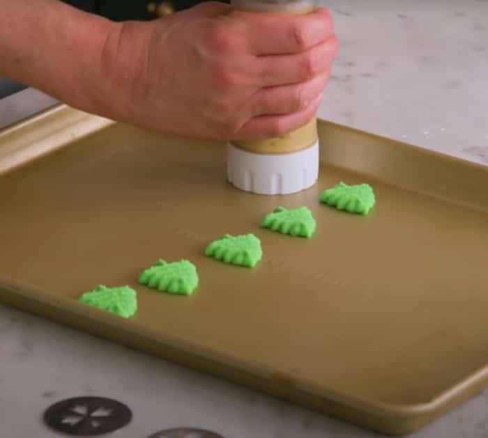 making spritz cookies tutorial