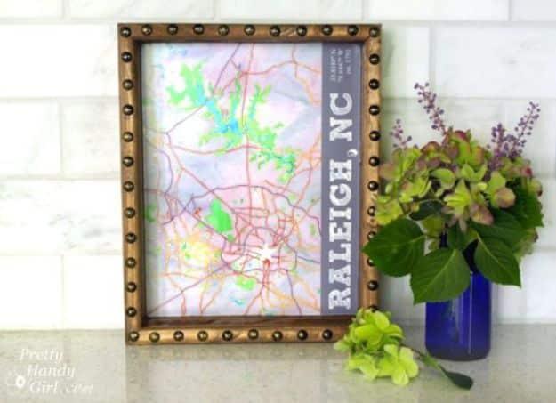State Capital Rustic Tray, a simple craft that looks great on a shelf or wall and a favorite pick from this roundup