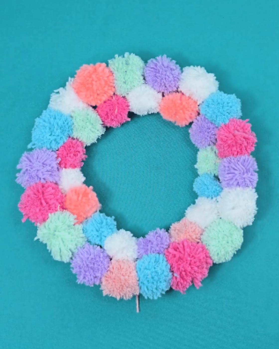 Homemade Pom Pom Wreath — how to make pom pom wreath