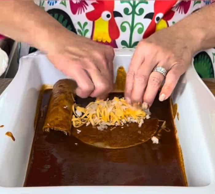 5-Star Chicken Enchiladas Recipe Instructions