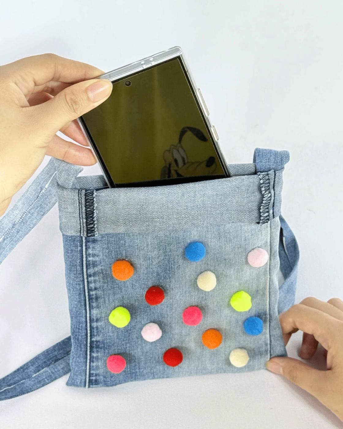 Easy Upcycled Denim Jeans Bag — denim jeans bag tutorial