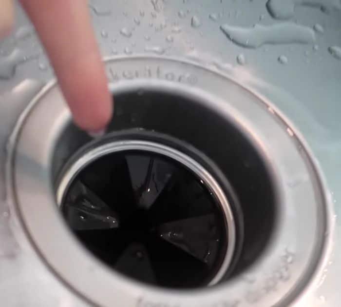 Easy Way to Get Rid of Smelly Kitchen Stink