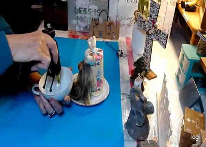 Attaching the teacup on top of the gnome
