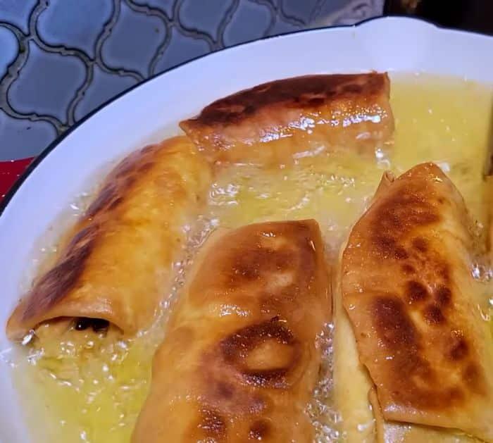 Easy Cheesy Chicken Chimichangas Recipe