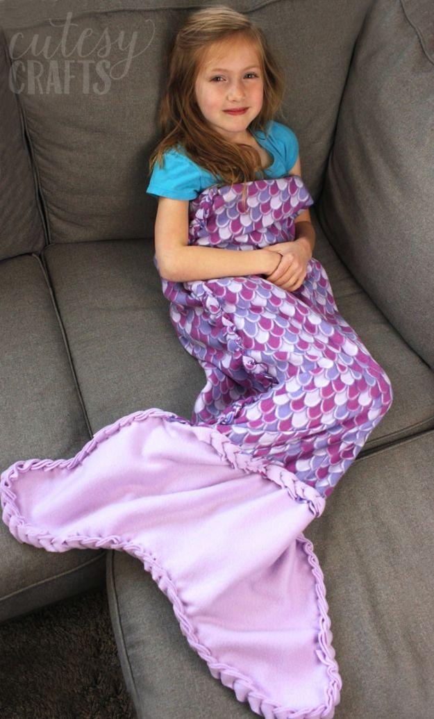 No-Sew Fleece Mermaid Tail Blanket, simple enough for a first try and proof a small touch makes a big difference