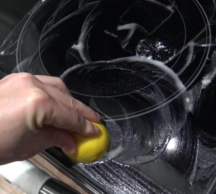 How to Clean a Glass Stove Top