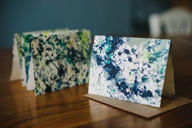 DIY Splatter Paint Notecards, cheap to pull off with dollar store finds and a piece worth keeping out on display