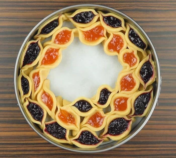 How To Make Pull-Apart Fruit Pie