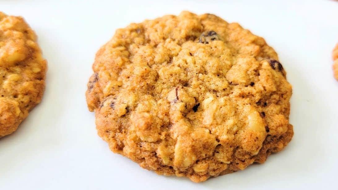 Chewy Oatmeal Cookies Recipe