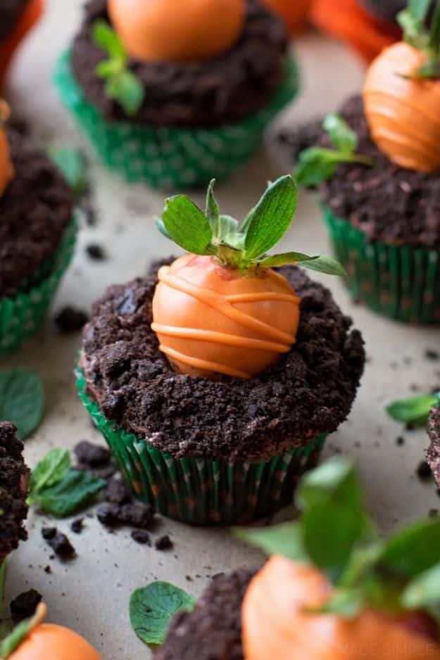 Cool Cupcake Decorating Ideas - Carrot Patch Cupcakes - Easy Ways To Decorate Cute, Adorable Cupcakes - Quick Recipes and Simple Decorating Tips With Icing, Candy, Chocolate, Butte