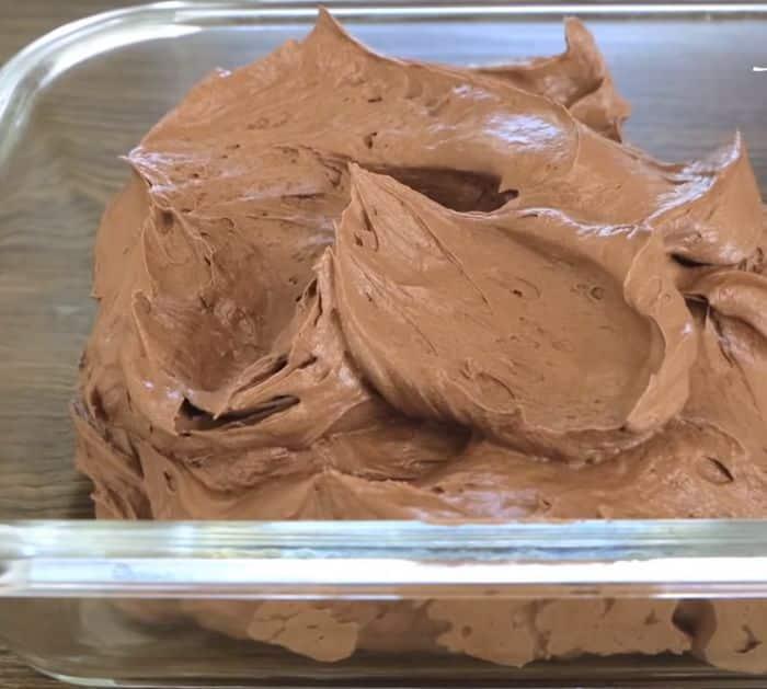 4-Ingredient Homemade Milk Chocolate Ice Cream Ingredients