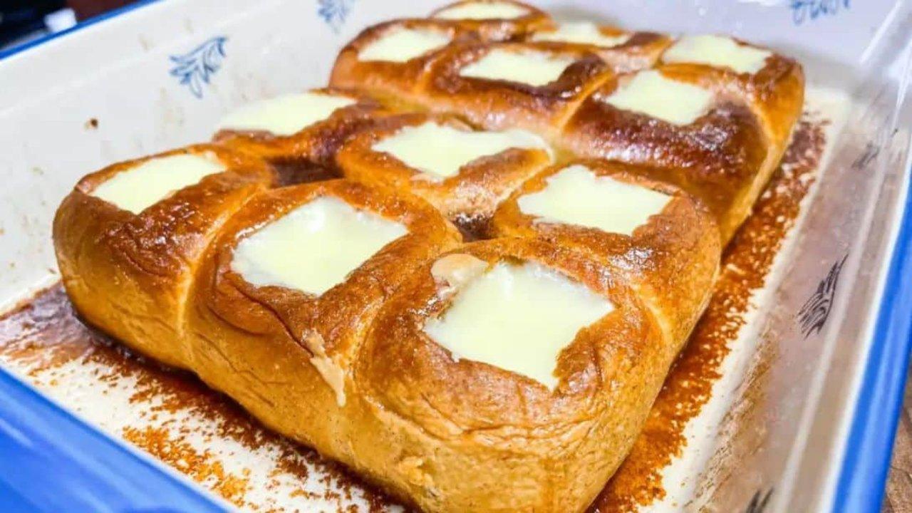 Easy 15-Minute Hawaiian Cheese Dinner Rolls Recipe
