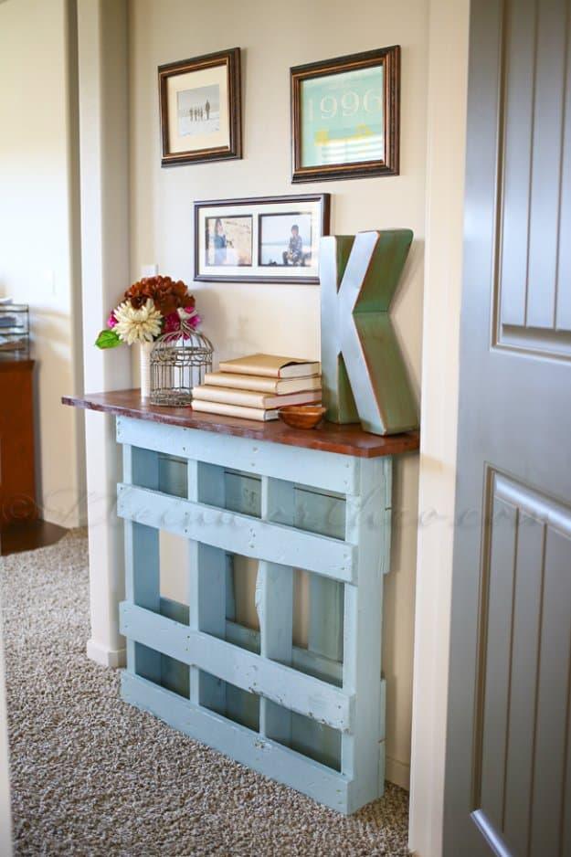 DIY Pallet Furniture Ideas - DIY Pallet Console Table - Best Do It Yourself Projects Made With Wooden Pallets - Indoor and Outdoor, Bedroom, Living Room, Patio. Coffee Table, Couch