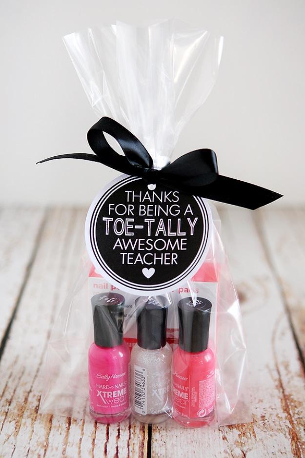 Toe-tally Awesome Teacher Gift, simple to scale up or down as needed and a fun update worth trying at least once