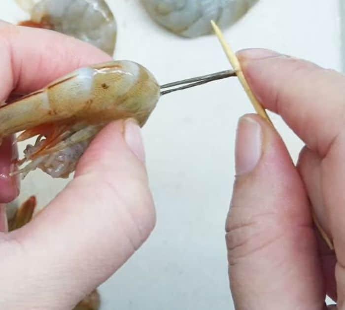 How to Devein Shrimp Using Toothpick