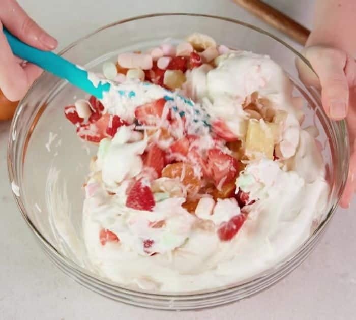 Easy Old-Fashioned Ambrosia Salad Recipe