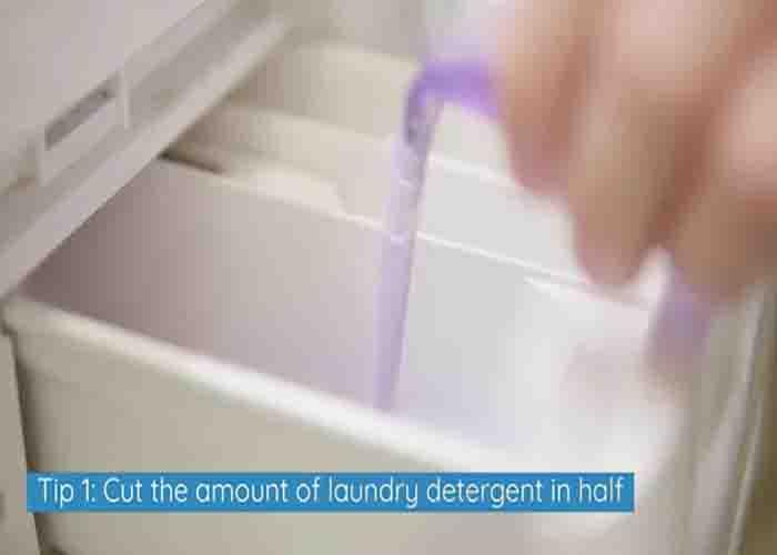 Reducing fabric detergent to make towels soft