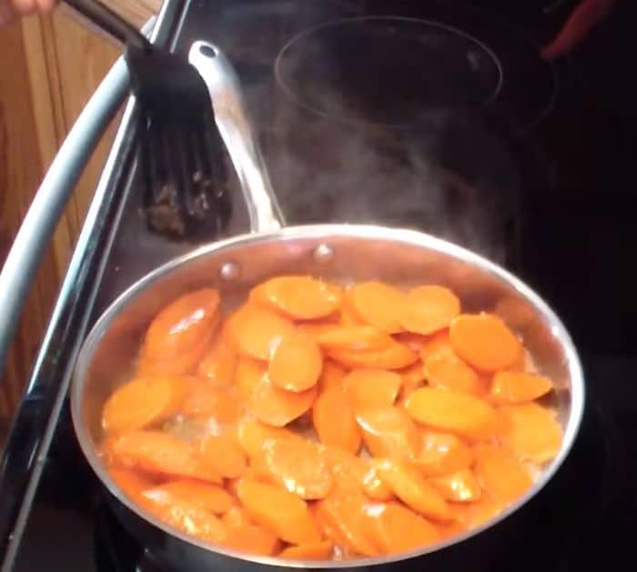 How to Make Stovetop Glazed Carrots