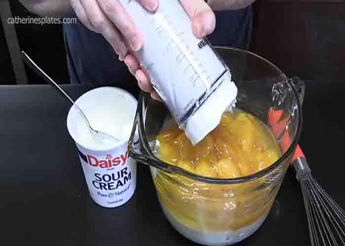 Making the peach cake