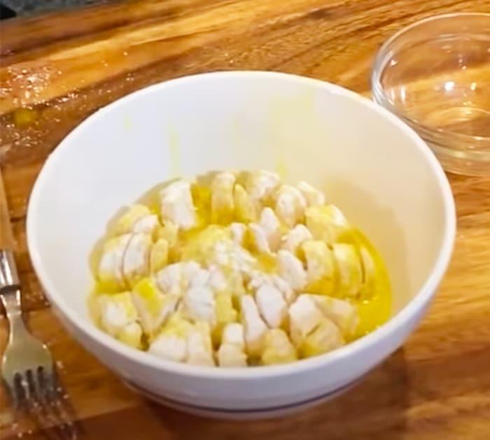 How To Make Spicy Blooming Onions - Spicy Sauce Recipe - Healthy Fried Blooming Onion Recipes