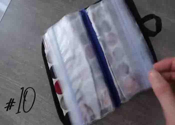 Make a travel pouch for your jewelry using Dollar Tree pot holder and plastic bags