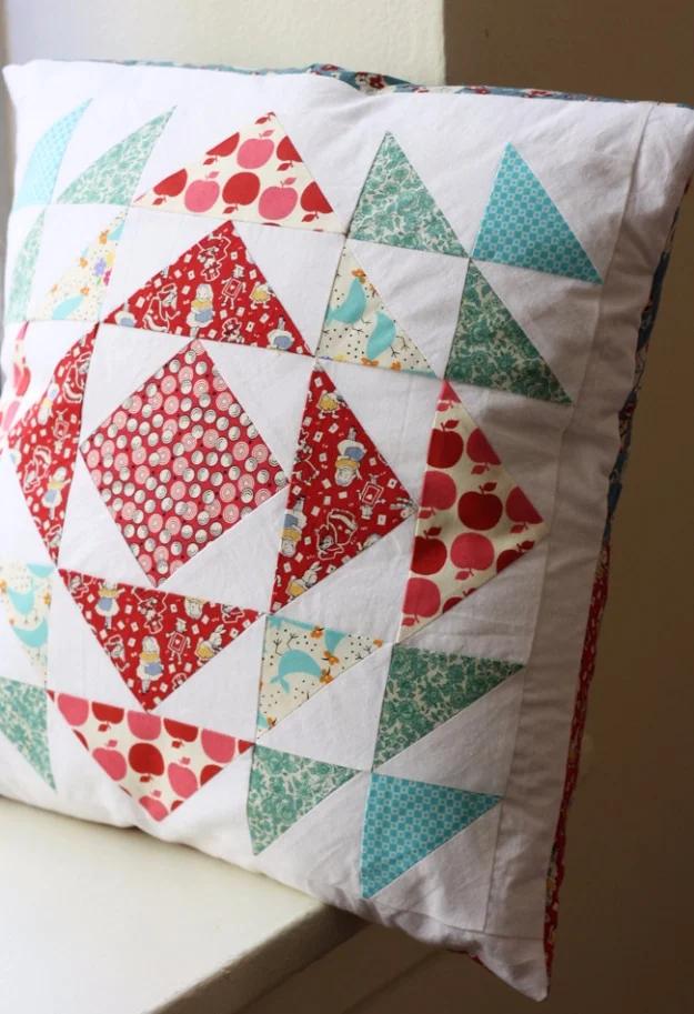 Best Quilting Projects for DIY Gifts - Herringbone Quilted Pillow - Things You Can Quilt and Sew for Friends, Family and Christmas Gift Ideas - Easy and Quick Quilting Patterns for