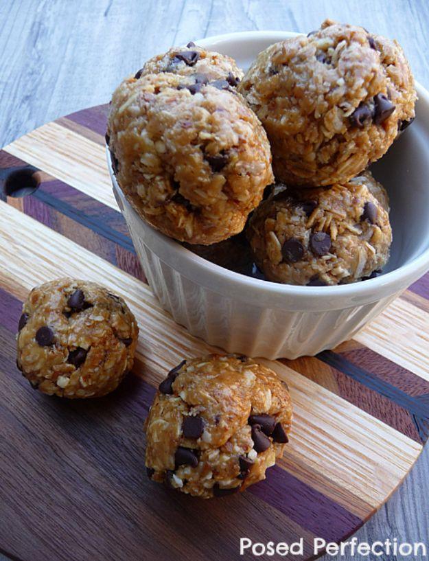 Best Recipes To Teach Your Kids To Cook - No Bake Granola Bites - Easy Ideas To Show Children How to Prepare Food - Kid Friendly Recipes That Boys and Girls Can Make Themselves - N