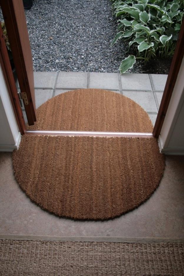Entryway Door Mat DIY, an inexpensive project that still looks high end when finished and a favorite from this collection