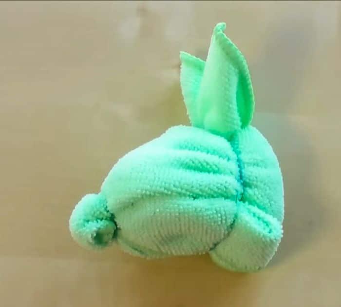 How to Make a Bunny Using a Towel