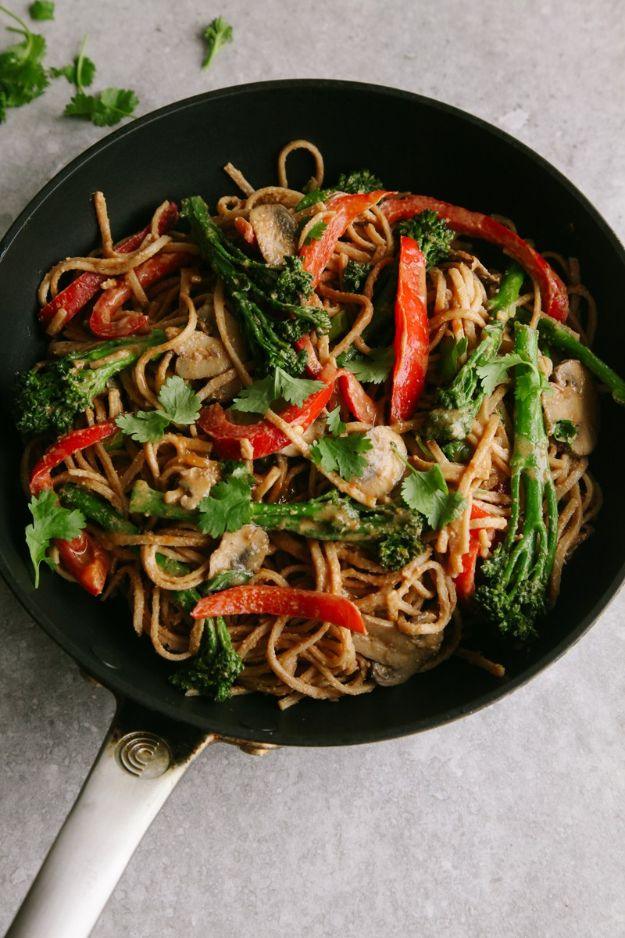 Veggie Noodle Recipes - Spicy Tenderstem & Peanut Noodle Stir Fry - How to Cook With Veggie Noodles - Healthy Pasta Recipe Ideas - How to Make Veggie Noodles With Carrots and Zucch