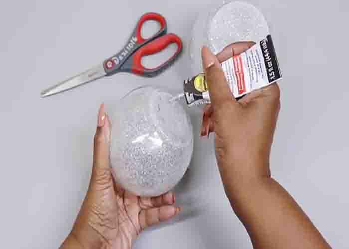 Assembling the body of the glass snowman candle holder