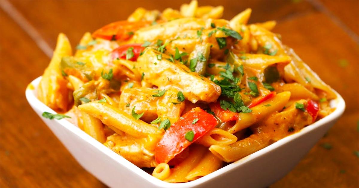 One-Pot Chicken Fajita Pasta Recipe