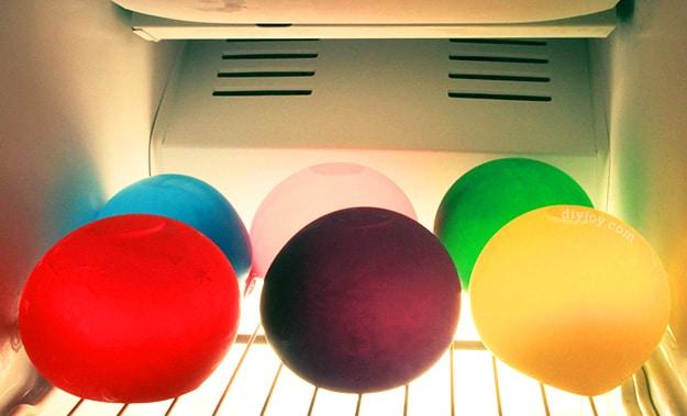 DIY Party Decorations - Crafts for Kids Parties - How to Make Frozen Water Balloons for Drinks - DIY Projects & Crafts by Sueeye at