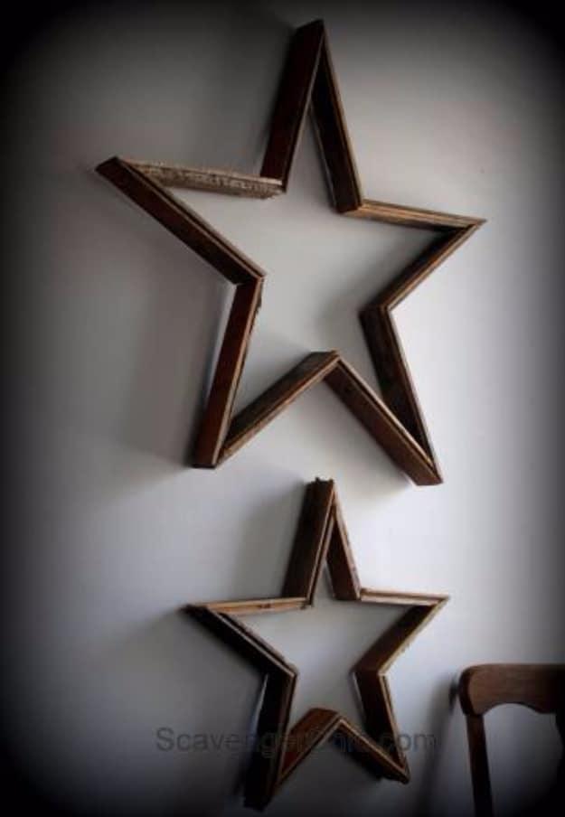 DIY Wall Art Ideas for the Bedroom - DIY Rustic Reclaimed Wood Farmhouse Vintage Americana Wall Art - Rustic Decorating Projects For Bedroom, Brilliant Wall Art Projects, Creative