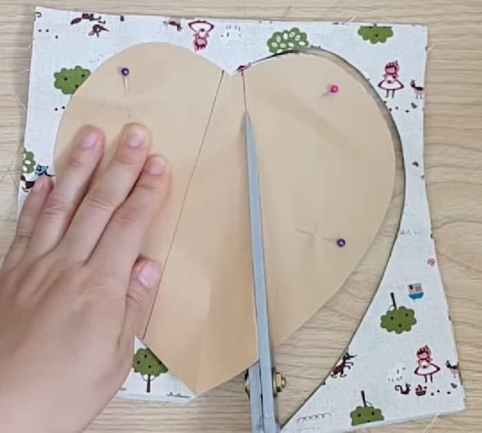 How To Sew DIY Heart-Shaped Pot Holders