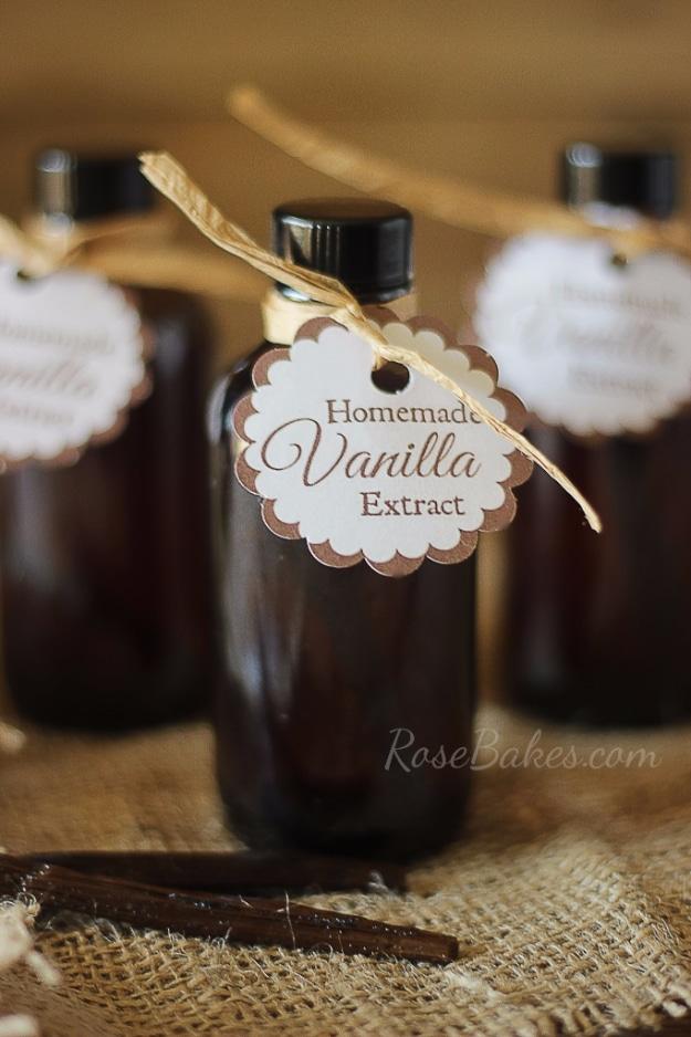 Homemade Vanilla Extract, forgiving even on a rushed weeknight and a habit worth passing along to a friend