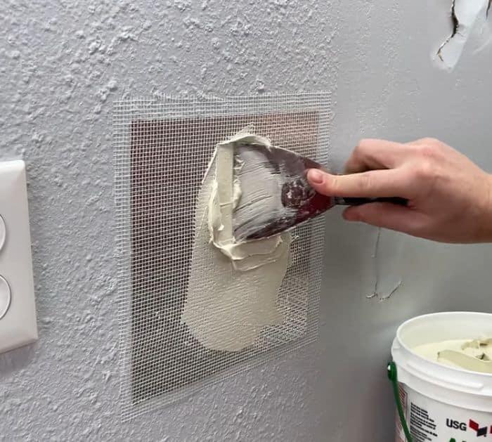 How to Fix Small Holes in Drywall