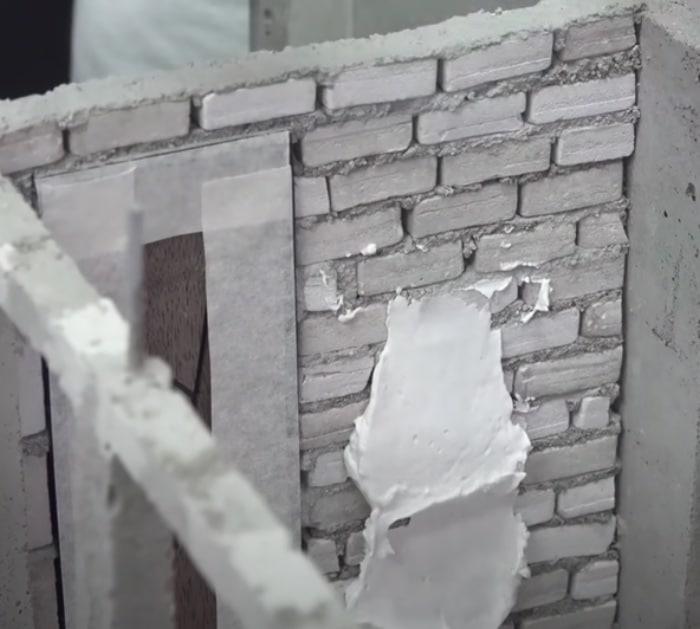Make a mini house out of concrete