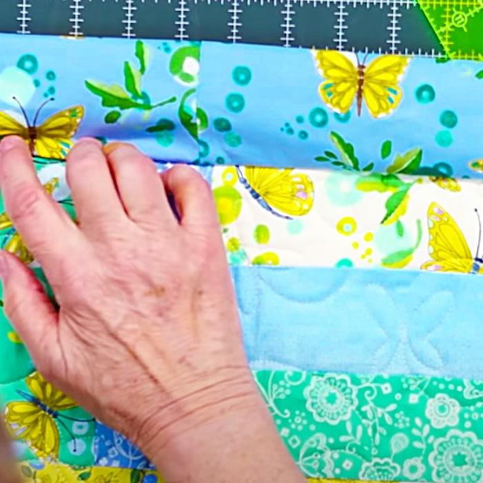 How To Make A Self Binding Quilt - Easy Quilt Ideas - Free Quilt Pattern
