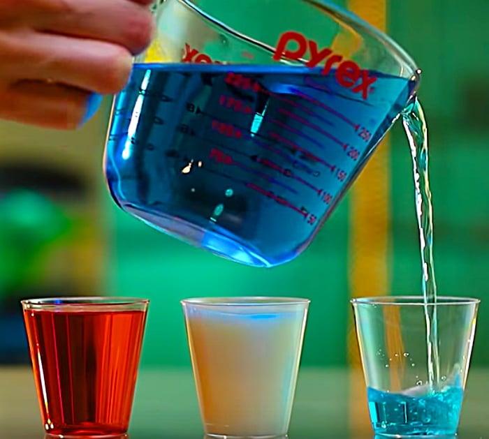 Make vodka jello shots in an American Flag display
