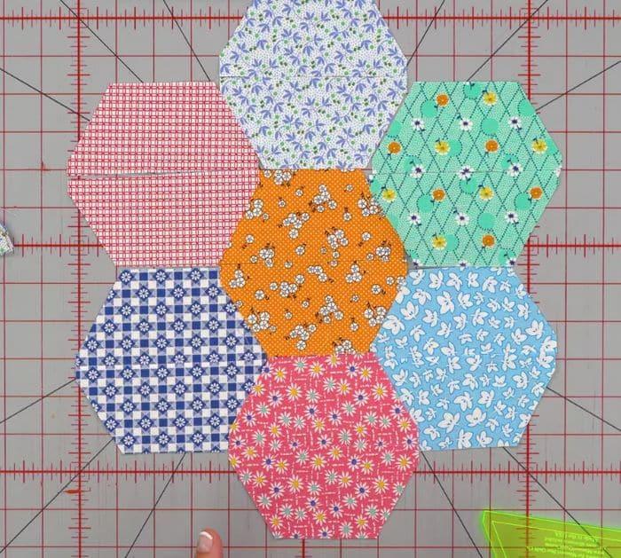 Vintage Blossom Quilt With Jenny Doan Project
