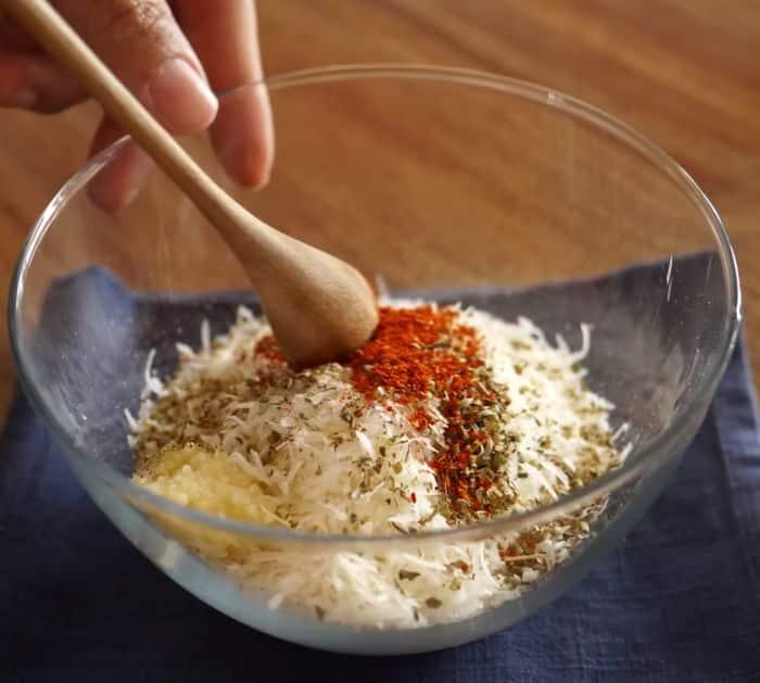 Perfect Crispy Garlic Cheese Potatoes Ingredients