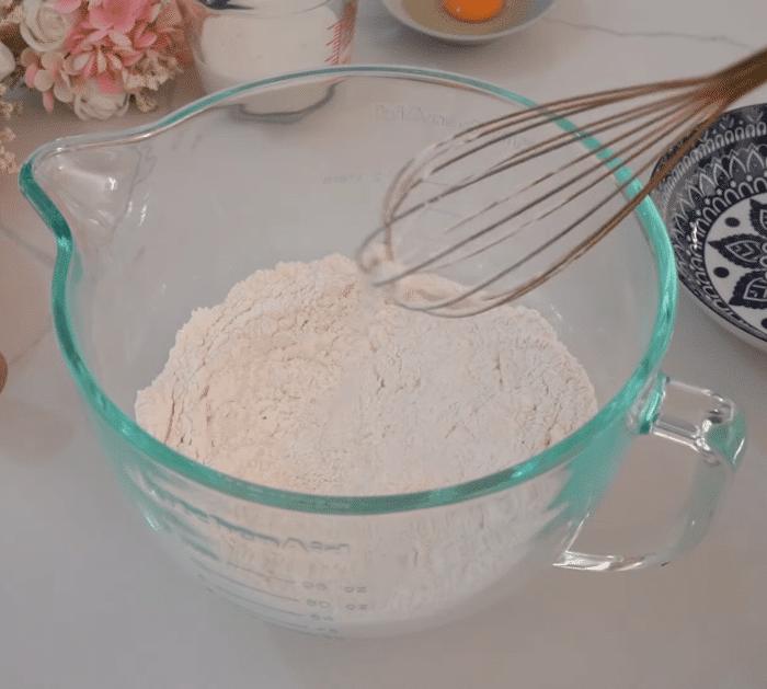 Ingredients for Soft Pistachio Roll