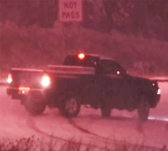 How to correct a slide on an icy road (and how to prevent them) - Winter driving education - Slick Roads Cautions