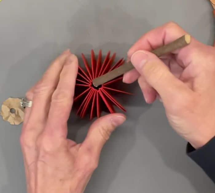 Easy To Make DIY Paper Pumpkin