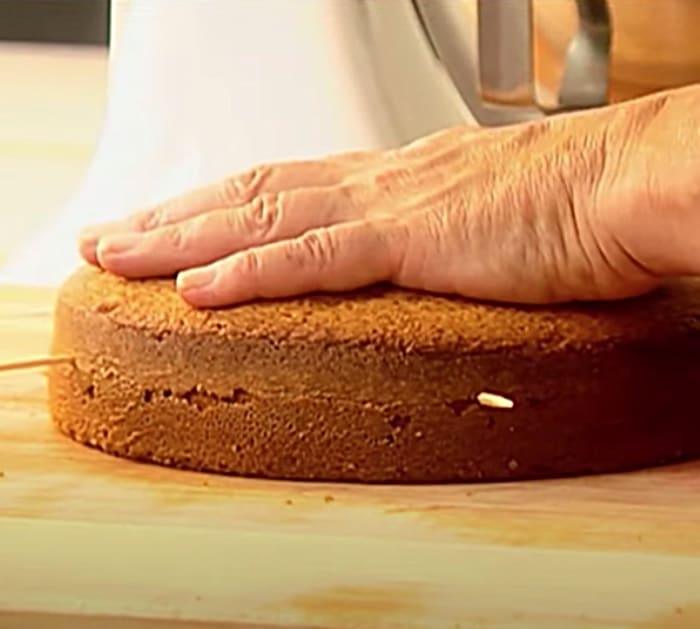 Make a giant strawberry shortcake that you can slice