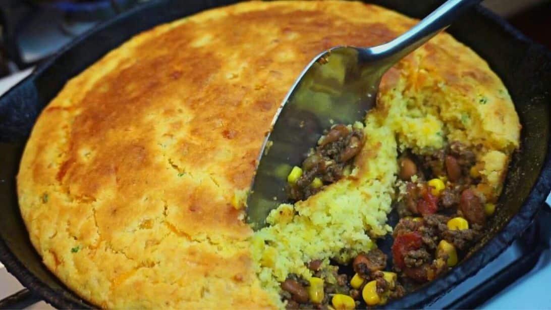 Easy Skillet Mexican Cornbread Recipe