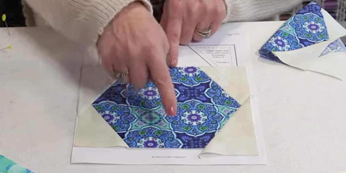 How to Make A Patterned Hexagon Star Quilt