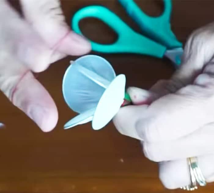 DIY Recycled Plastic Flowers | DIY Crafts