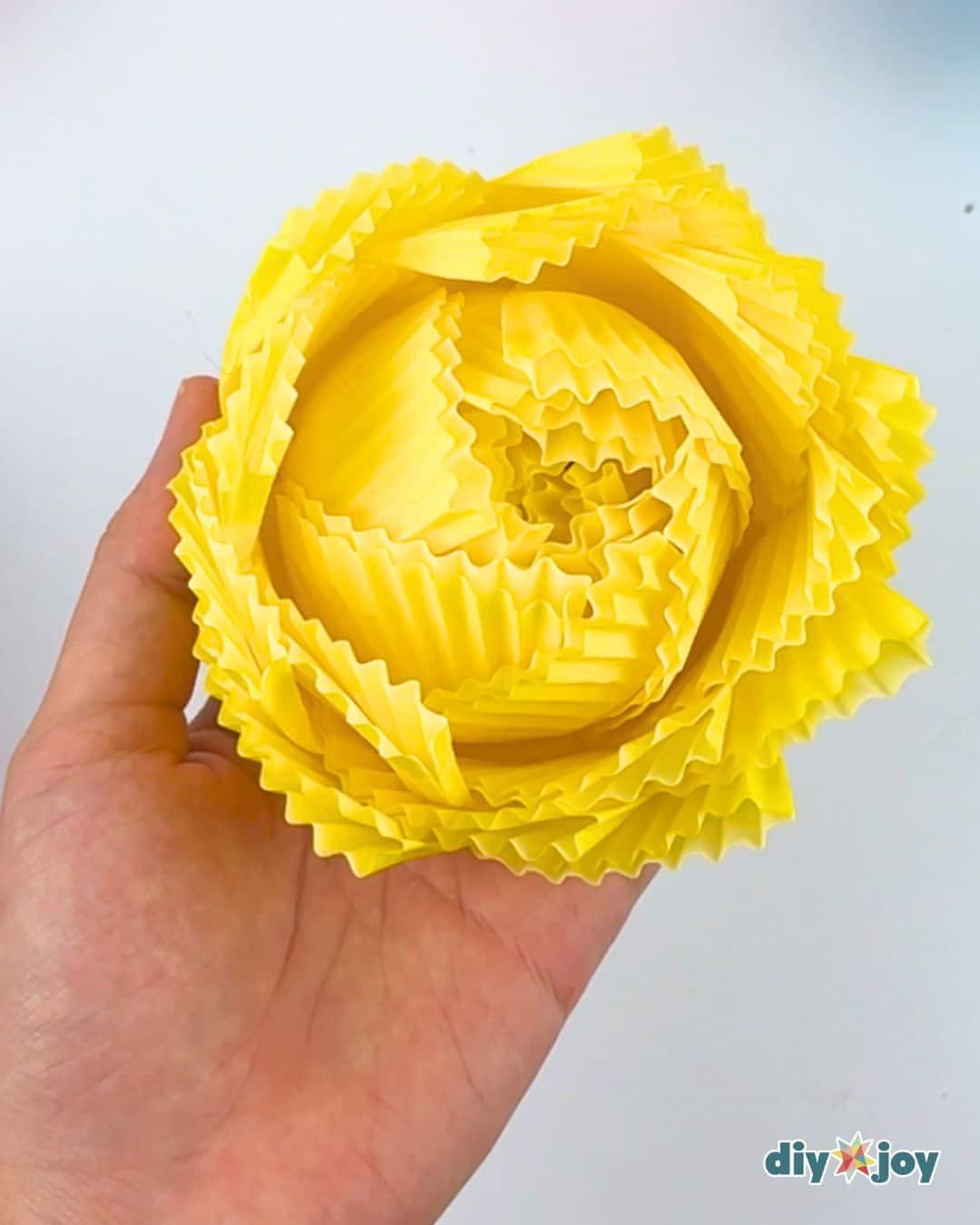 Easy Paper Flowers Cupcake Liners — how to make flowers out of paper at home
